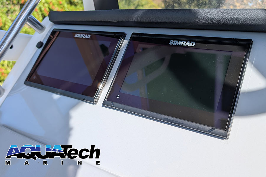 2025 Trophy T22CC Center Console