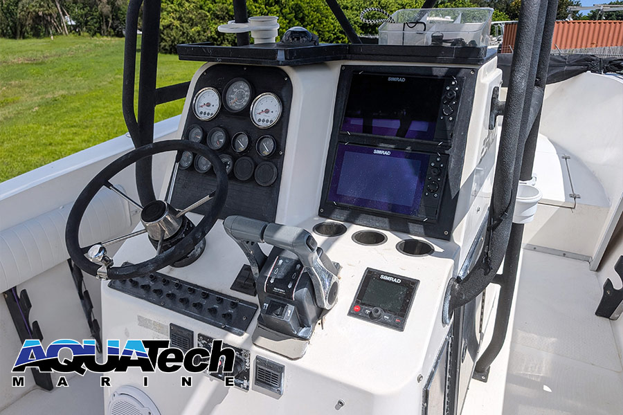 1993 Hydra-Sports 2500 Vector