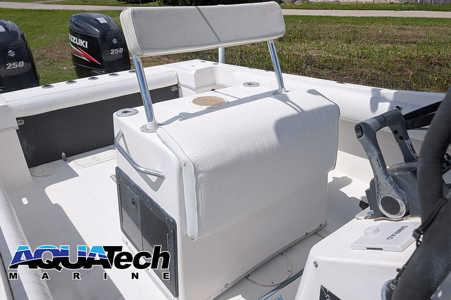 1993 Hydra-Sports 2500 Vector