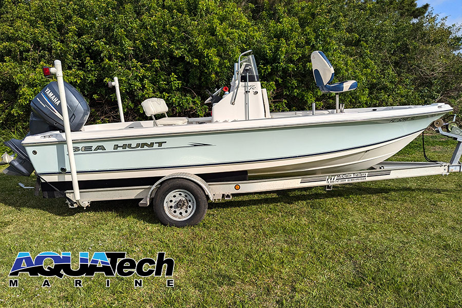 2007 Sea Hunt Navigator 19 Center Console