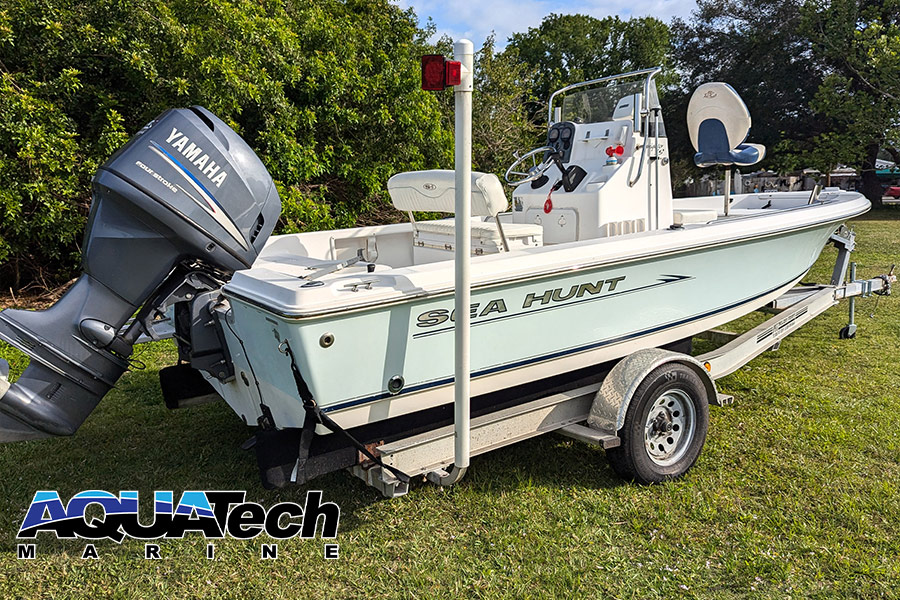 2007 Sea Hunt Navigator 19 Center Console