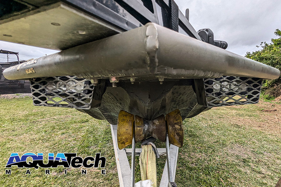 2019 War Eagle 2170 Blackhawk Center Console