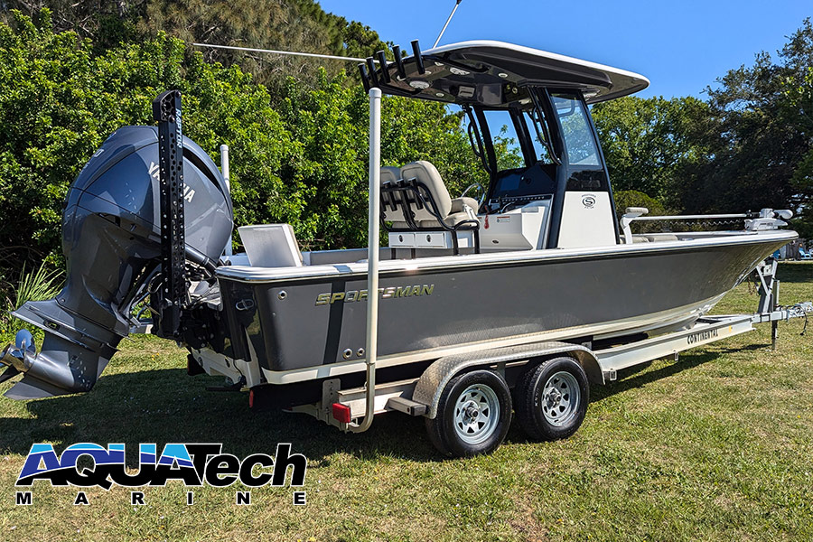 2022 Sportsman Masters 247OE Center Console Bay Boat